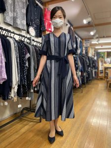 7 18 久留米絣のワンピース 風のおくりもの